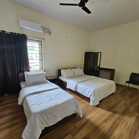 The Nest Bed and Breakfast Μπουμπάνεσβαρ Εξωτερικό φωτογραφία