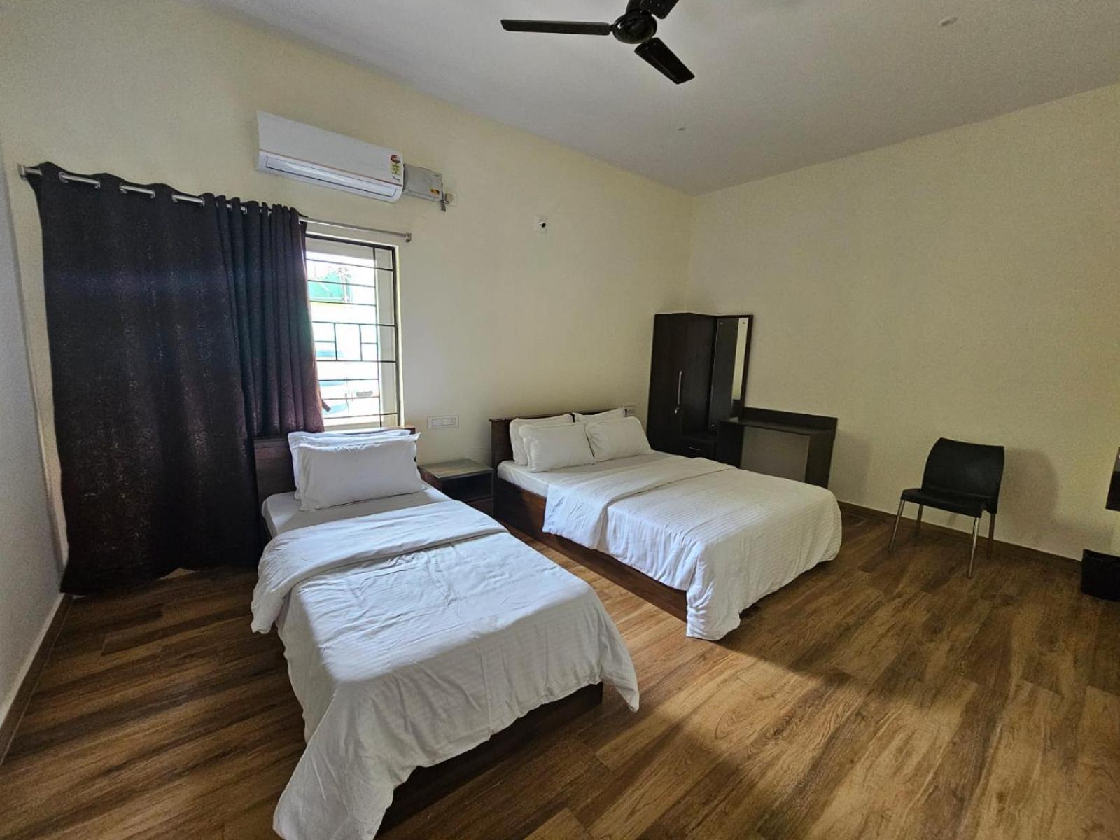The Nest Bed and Breakfast Μπουμπάνεσβαρ Εξωτερικό φωτογραφία