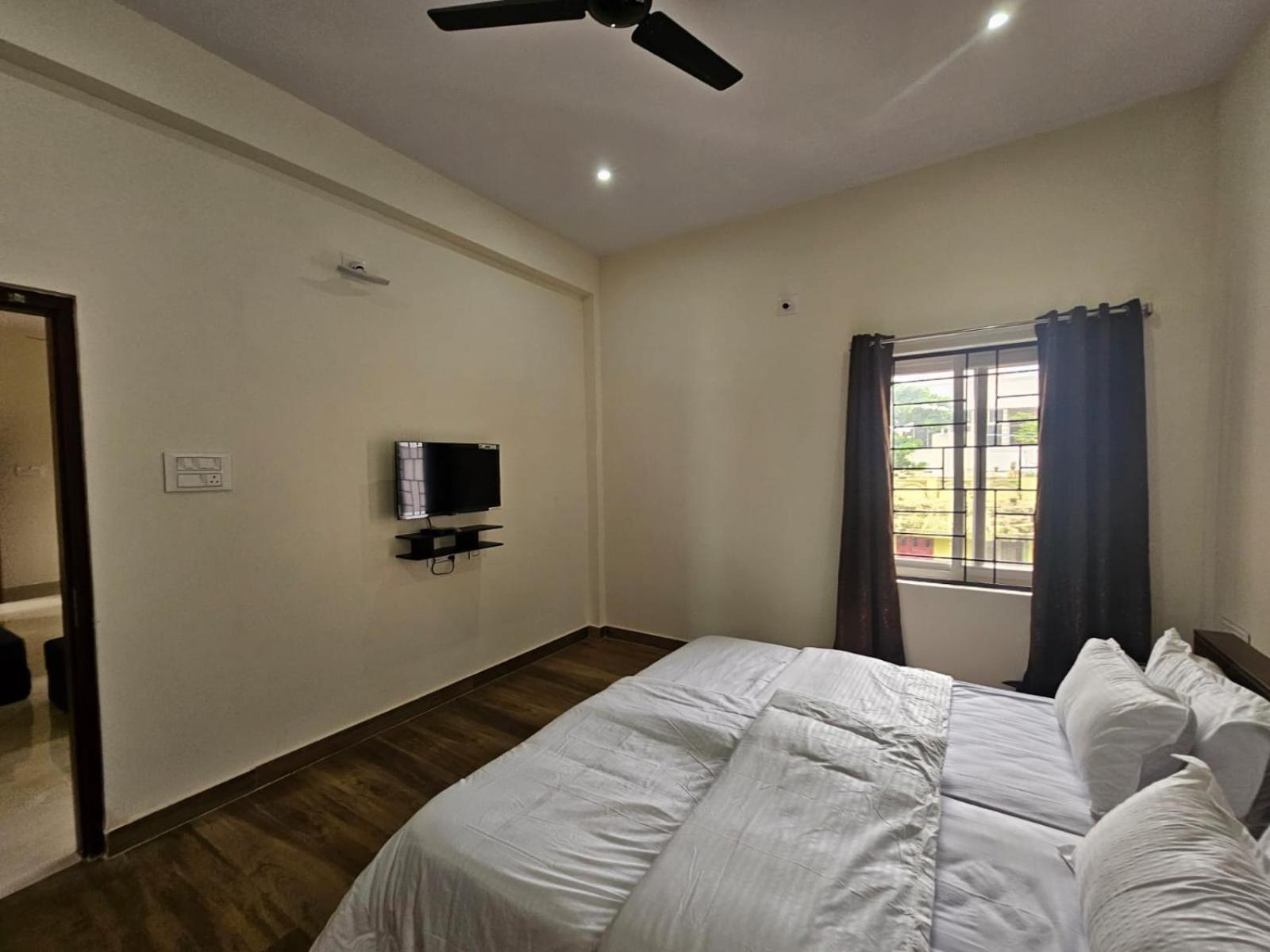The Nest Bed and Breakfast Μπουμπάνεσβαρ Εξωτερικό φωτογραφία