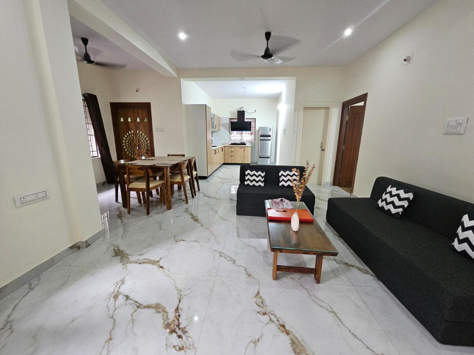 The Nest Bed and Breakfast Μπουμπάνεσβαρ Εξωτερικό φωτογραφία