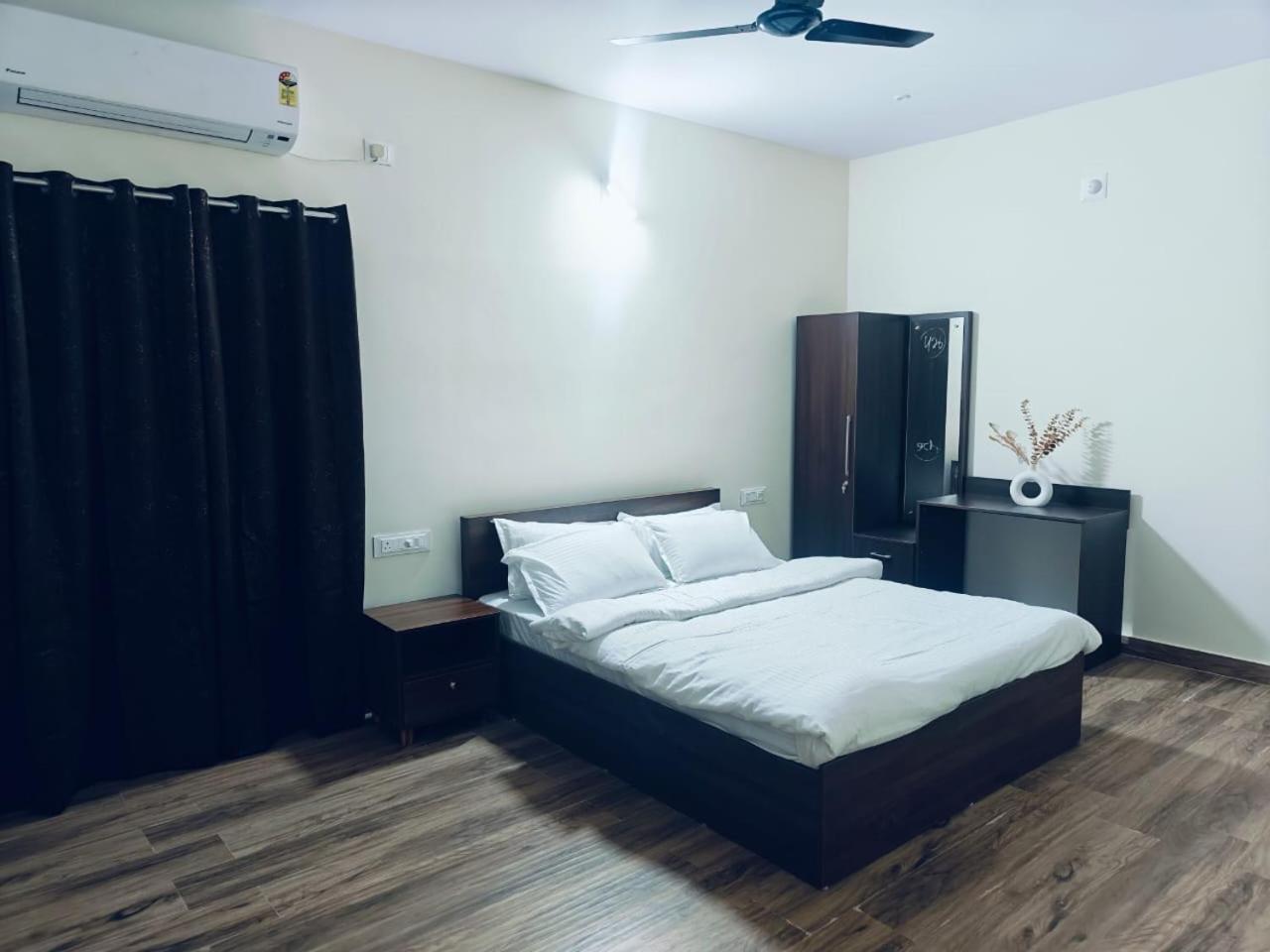 The Nest Bed and Breakfast Μπουμπάνεσβαρ Εξωτερικό φωτογραφία